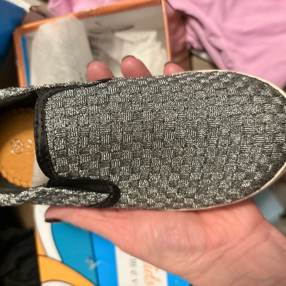 bernie mev. Kids Sneakers in Black and Gray